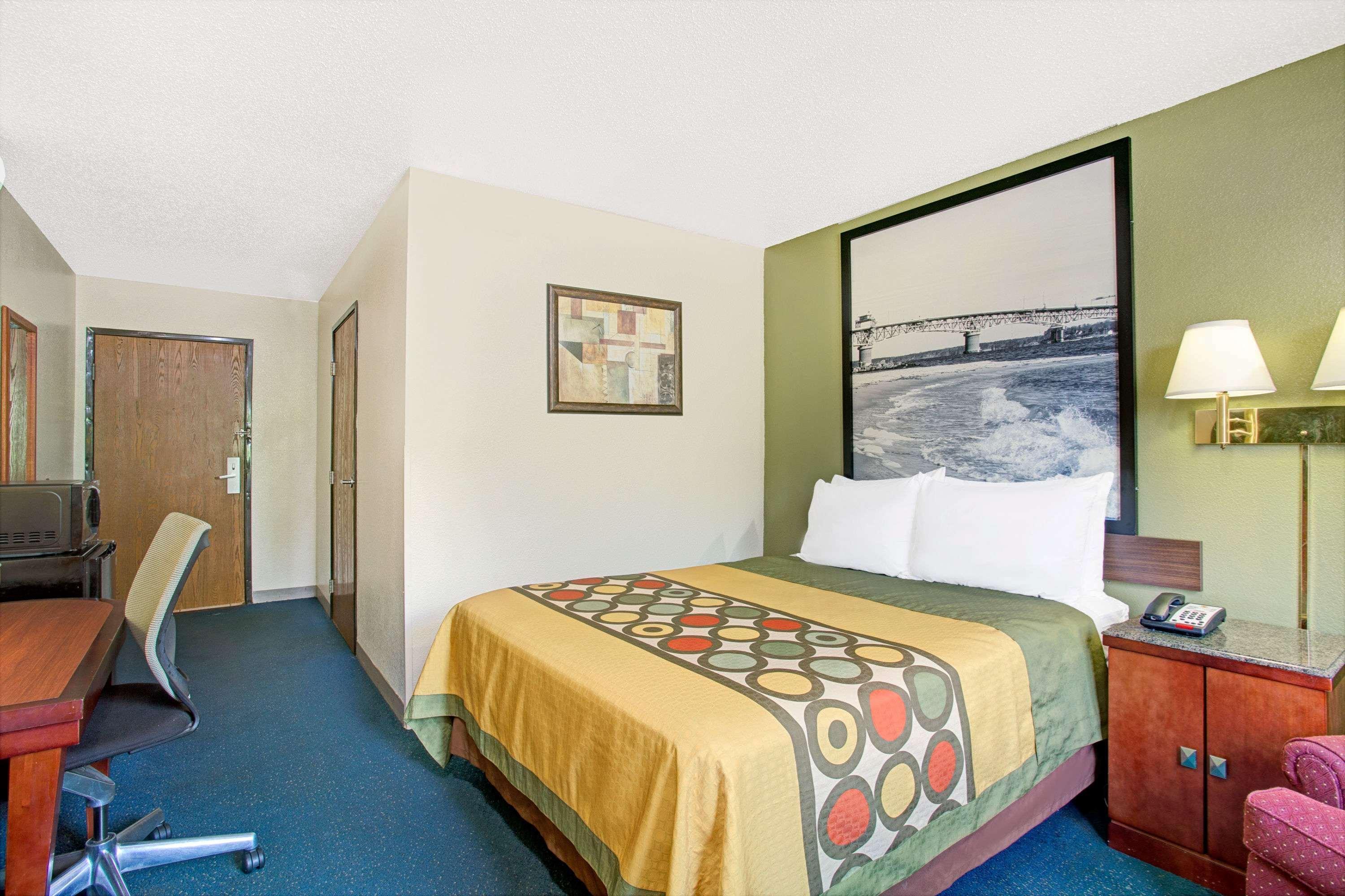 Hotel Super 8 By Wyndham Newport News/Jefferson Ave. Exterior foto