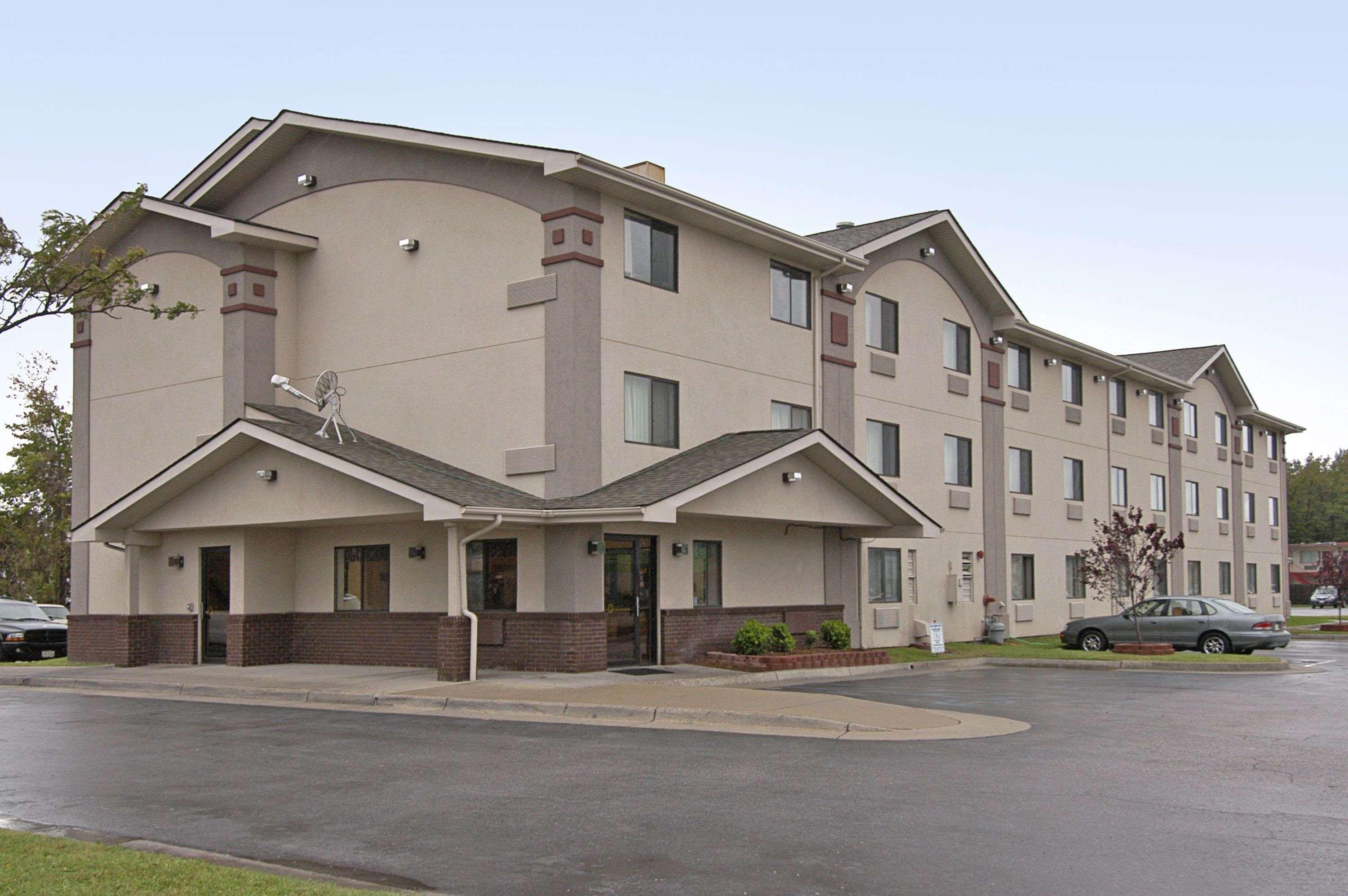 Hotel Super 8 By Wyndham Newport News/Jefferson Ave. Exterior foto
